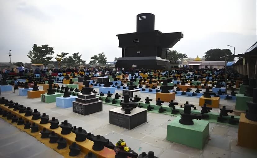 Antharagange Day Trek and Kotilingeshwara Temple poster