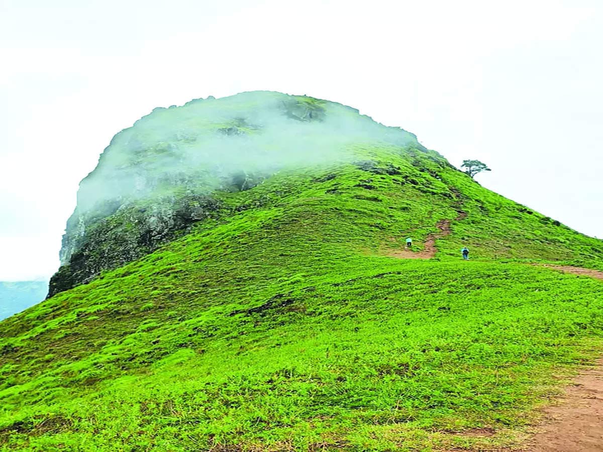 ettina bhuja trek poster