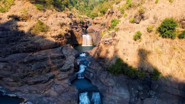 Bhatakna Tours and Travels