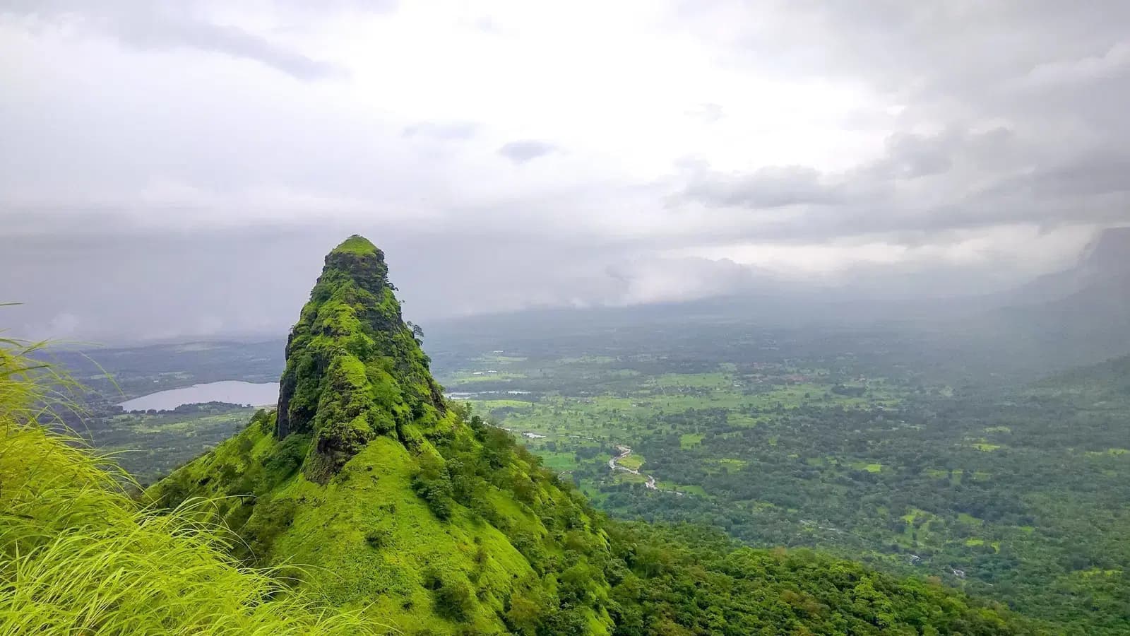 Group trip to Gorakhgad